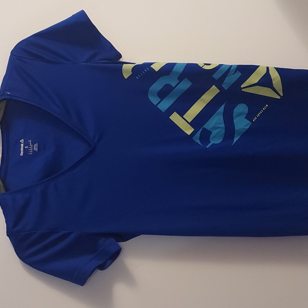 Reebok blue ladies small v neck tee